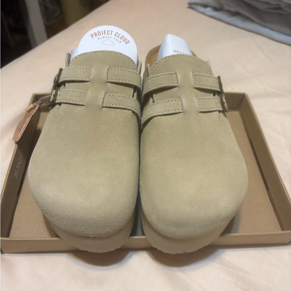 Project Cloud Women's Tan Suede Mules